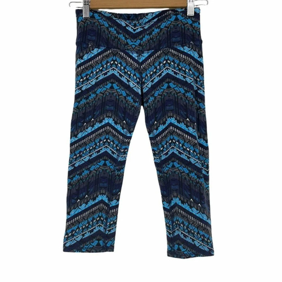 Alo Soft airbrushed teal blue chevron crop  legging - Picture 1 of 10